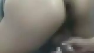 جنس شرجي في ليلة الدخلة: الرجل الياباني يفتح زوجته الجديدة