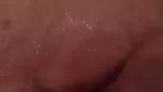 شقراء كبيرة الثدي تمارس الجنس بوضعية الكلب بجوارب شبكية سوداء