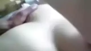 أول مرة بورن: فض بكارة صديقتي العذراء بقوة